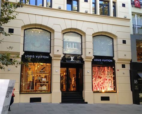 louis vuitton alışveriş|louis vuitton turkey locations.